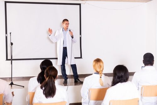 Primeira Pós-Graduação